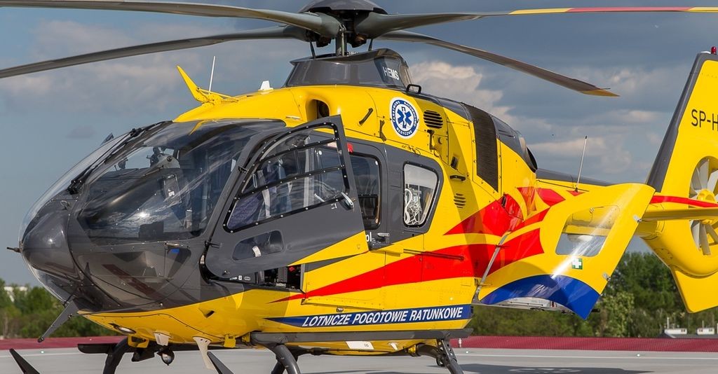 Wypadek przy remoncie linii kolejowej. Prąd poraził pracownika