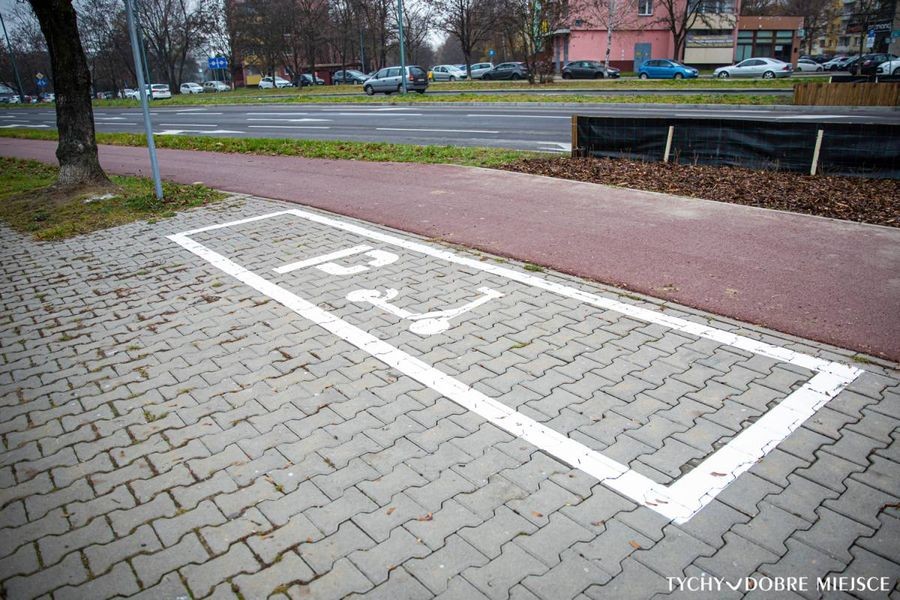 Gdzie Zaparkować Hulajnogę? Są Już Wyznaczone Miejsca!