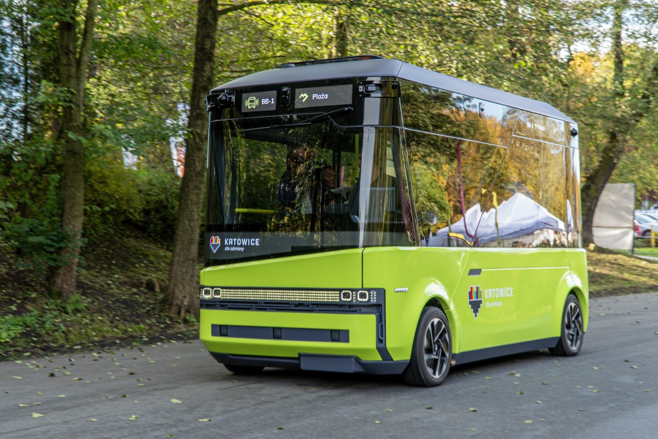 Autonomiczny Autobus Wraca Do Katowic. Będzie Też Woził Pasażerów