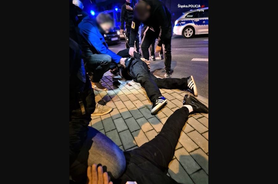 Tychy: brutalne pobicie 17-latka