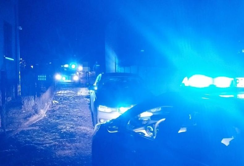 Policjant Postrzelił Nożownika