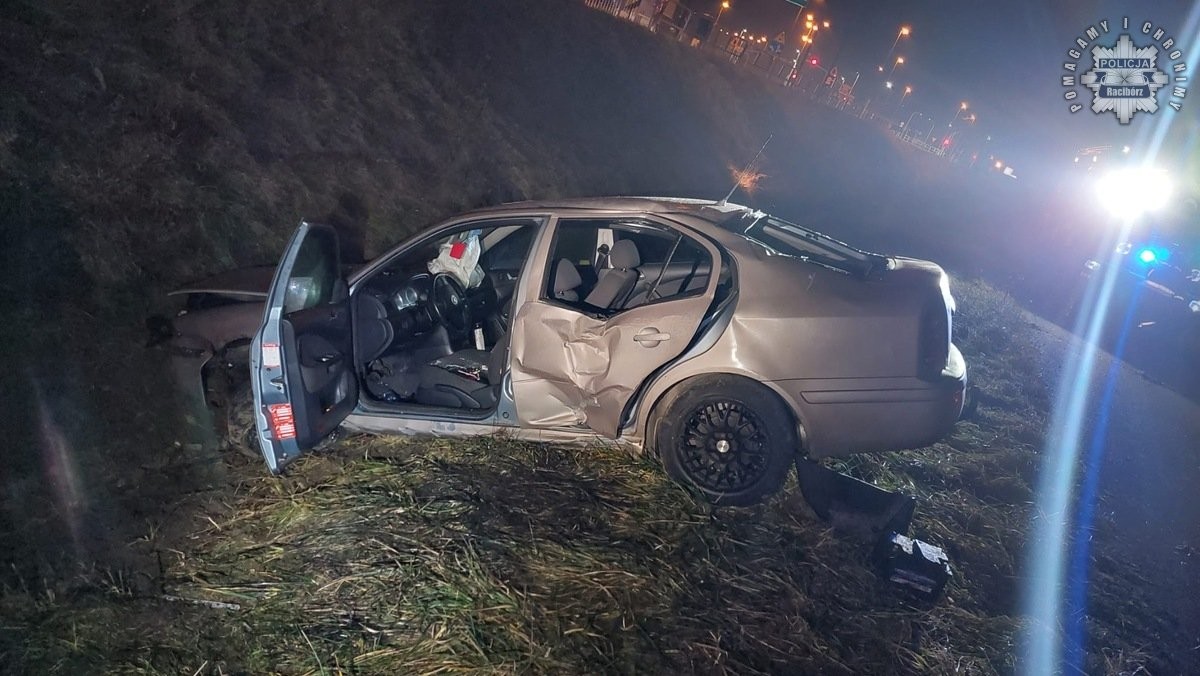 Czeszki na haju, w samochodzie broń i narkotyki [ZDJĘCIA]