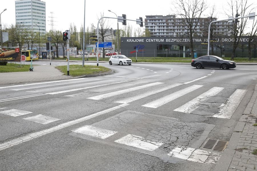 Prace Na Ul. Ceglanej W Katowicach - Utrudnienia Potrwają Kilka Dni