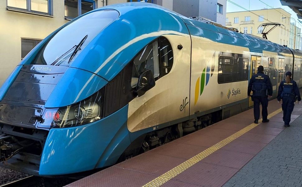 14-Latek Ryzykował Życie - Jechał Na Sprzęgu Wagonu