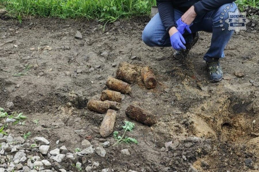 Saperzy W Akcji - Ponad 100 Pocisków I Bomb Na Budowie
