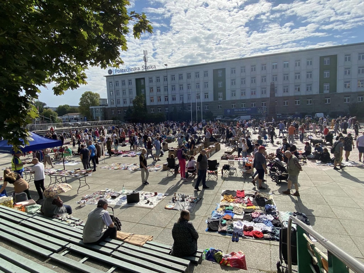 Kultowa „Garażówka" Wraca Po Wakacjach! W Tychach Startuje „Bagażnisko"