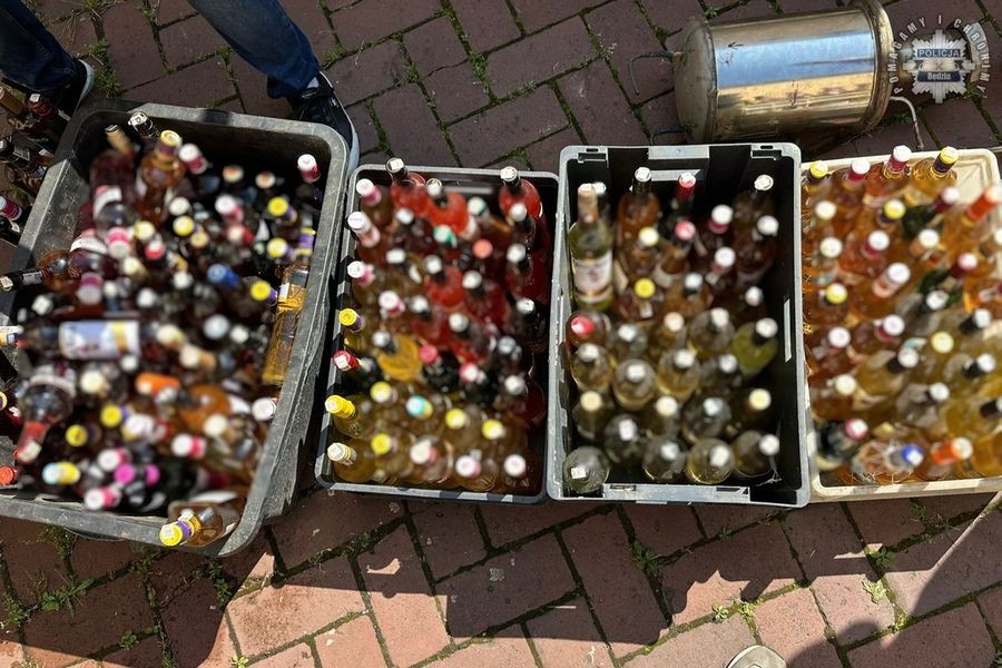 Pędzili Bimber Na Kradzionym Prądzie?
