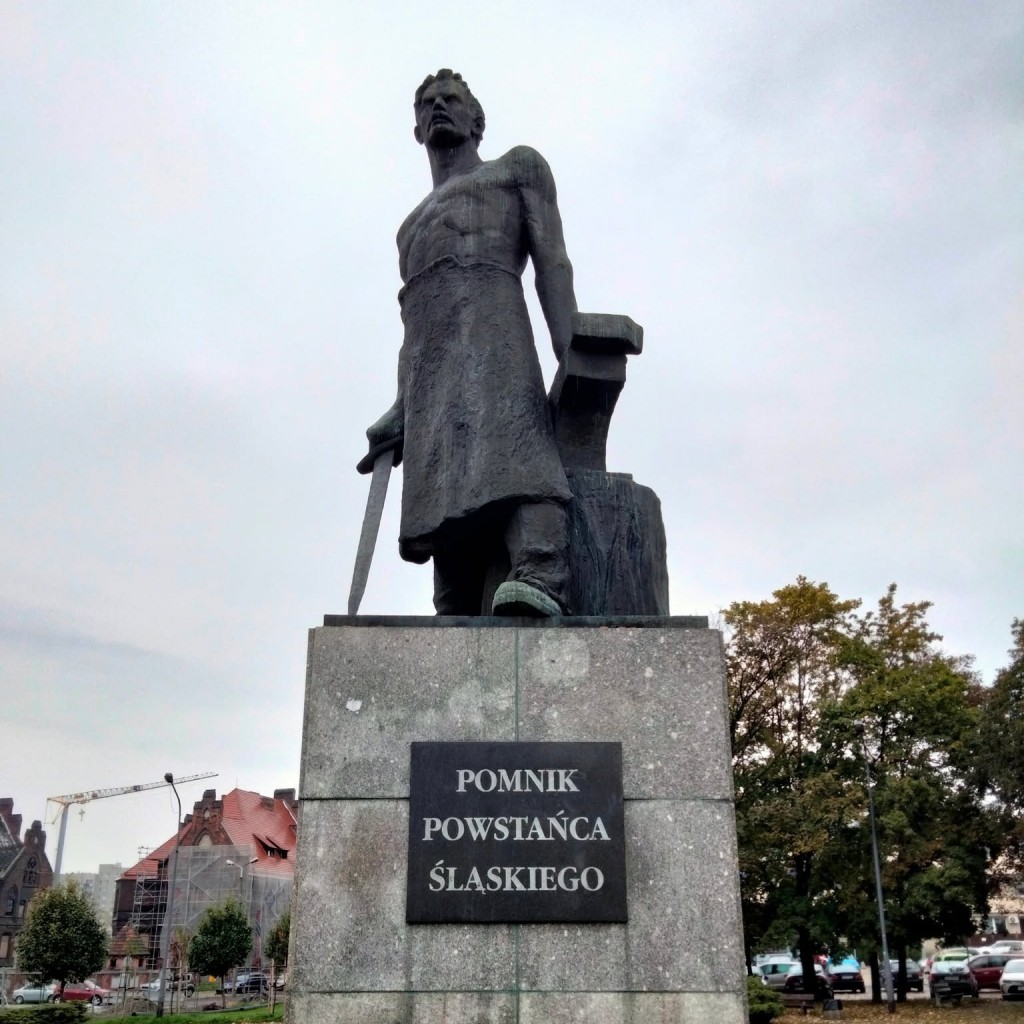 Chorzów Wyremontuje Pomnik Powstańca Śląskiego