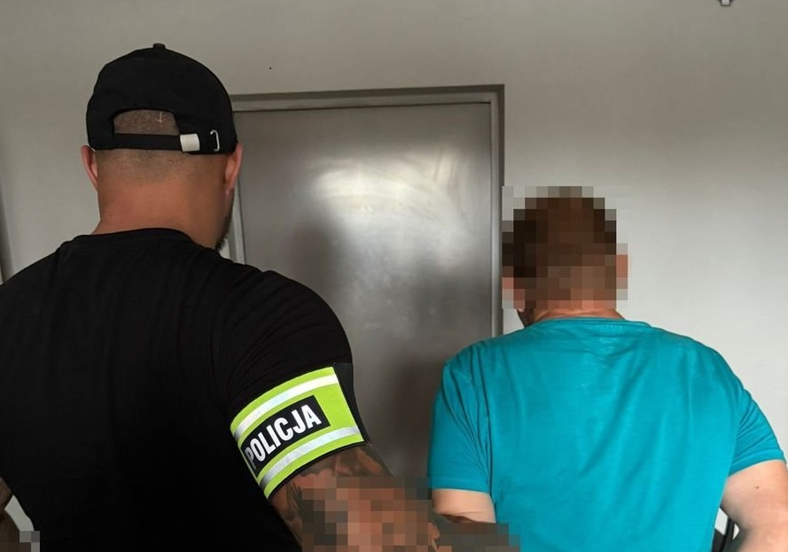 Policjanci Na Wolnym Się Nie Nudzą. Kolejny Poszukiwany Złapany!