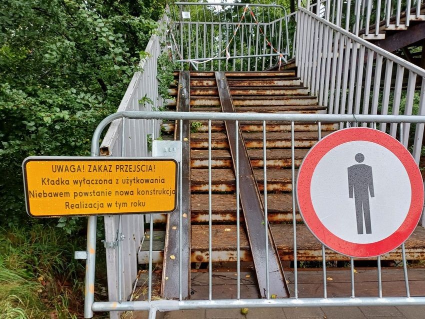 Zamknięta Kładka Dzieli Boguszowice. Mieszkańcy Muszą Nadkładać Drogi