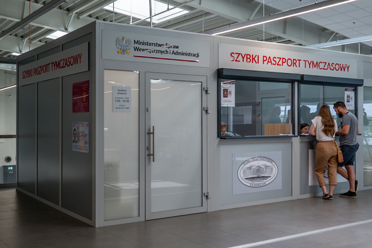 4400 uratowanych wakacji i wyjazdów służbowych! 