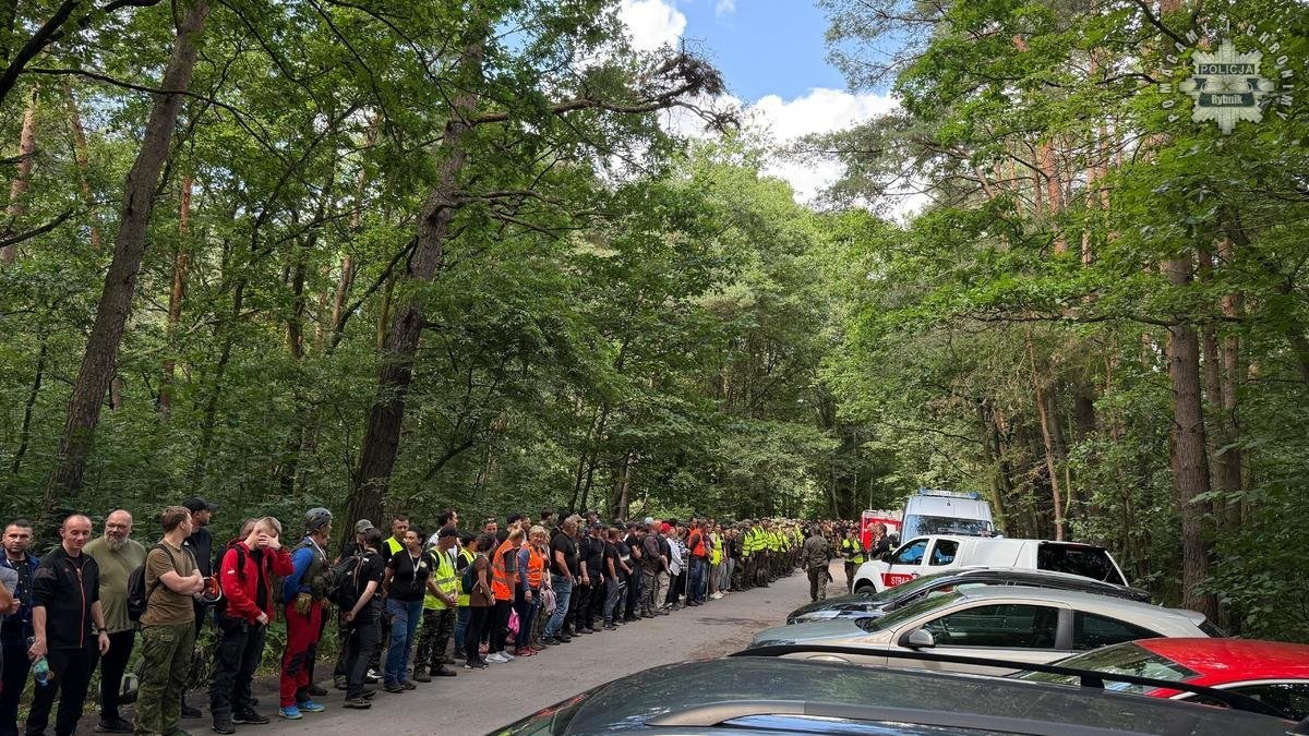 Policja Odwołuje Poszukiwania. W Zaroślach Znaleziono Zwłoki Mężczyzny...