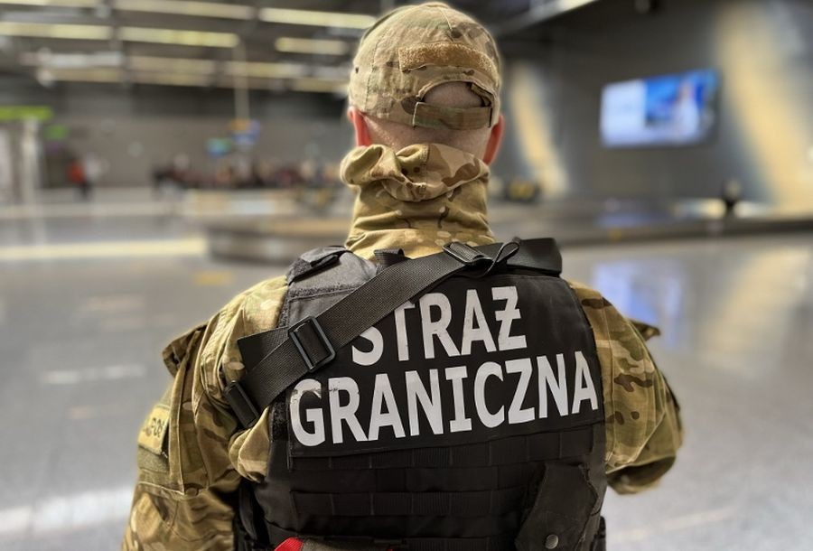 Ewakuacja Na Lotnisku: Terminal Opuściło 500 Osób