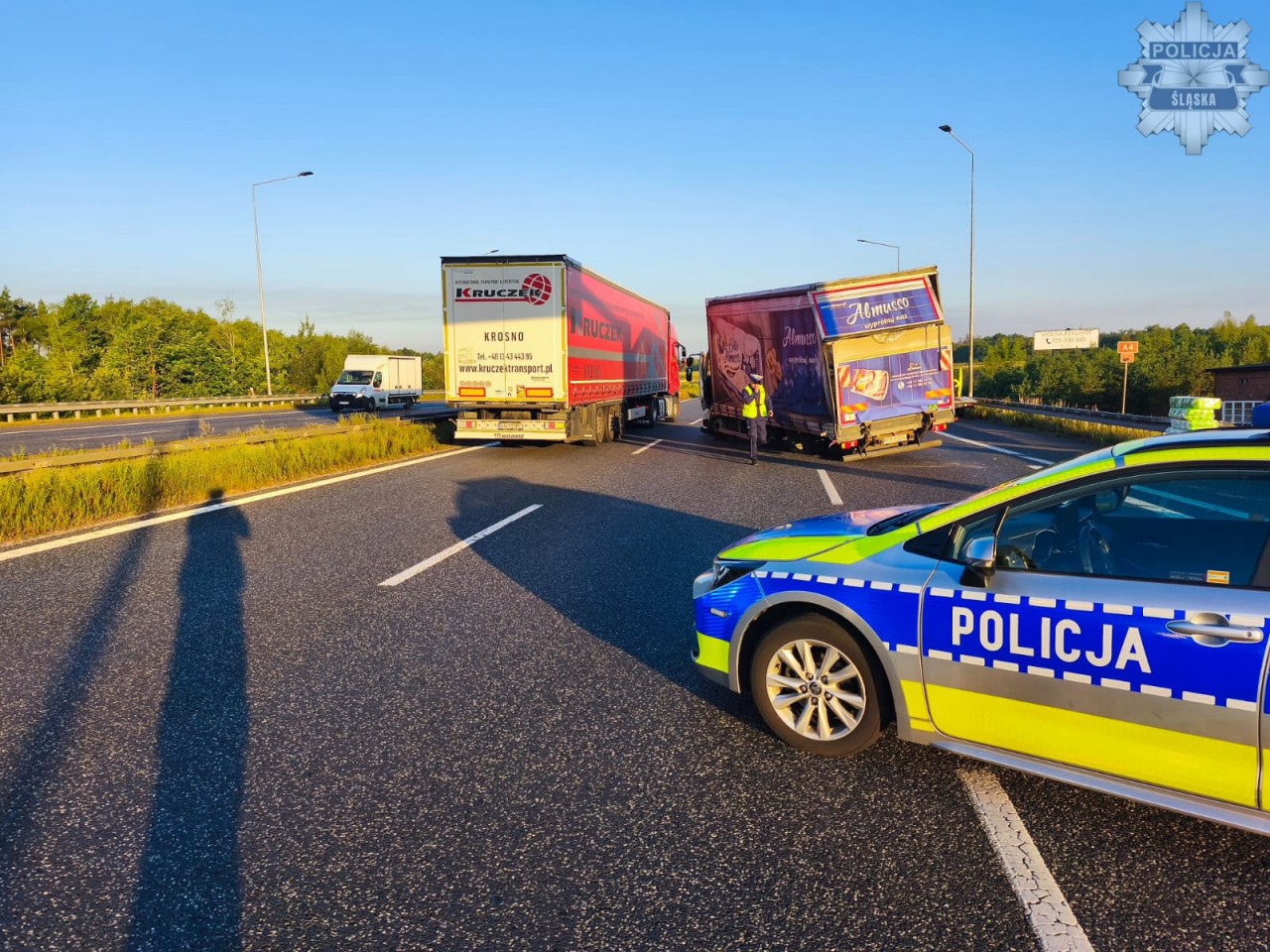 Ogromny Korek Na Autostradzie A4! W Ciężarówce Urwało Się Koło