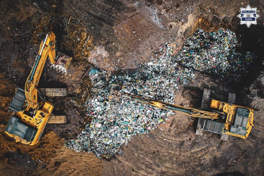Mafia Śmieciowa: 21 Osób Wpadło Na Gorącym Uczynku