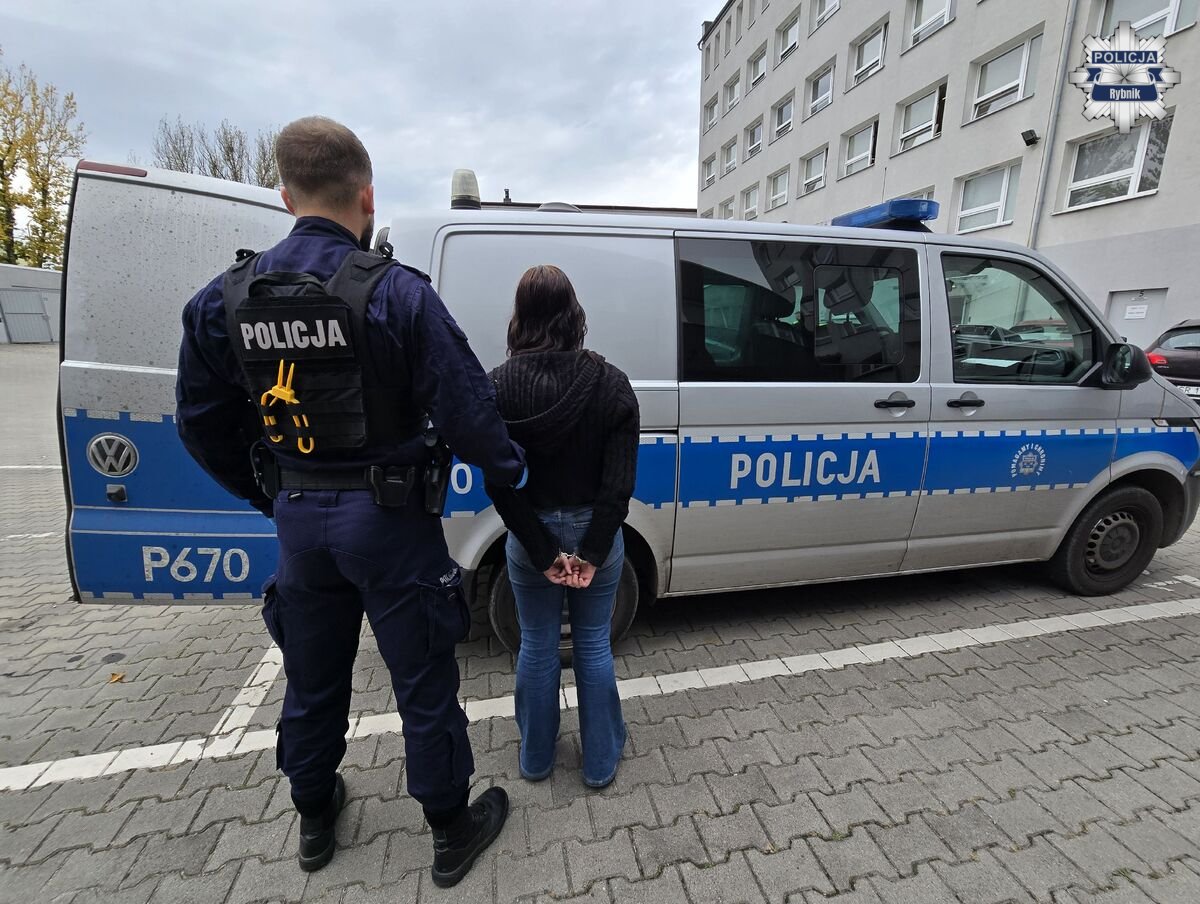 Tło