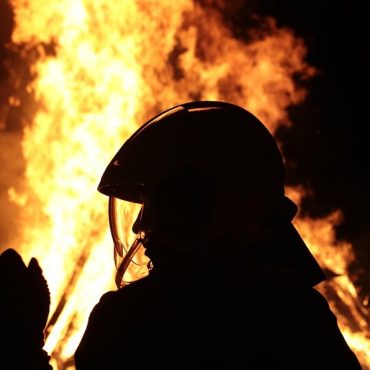 Pożar hali w Czerwionce Leszczynach