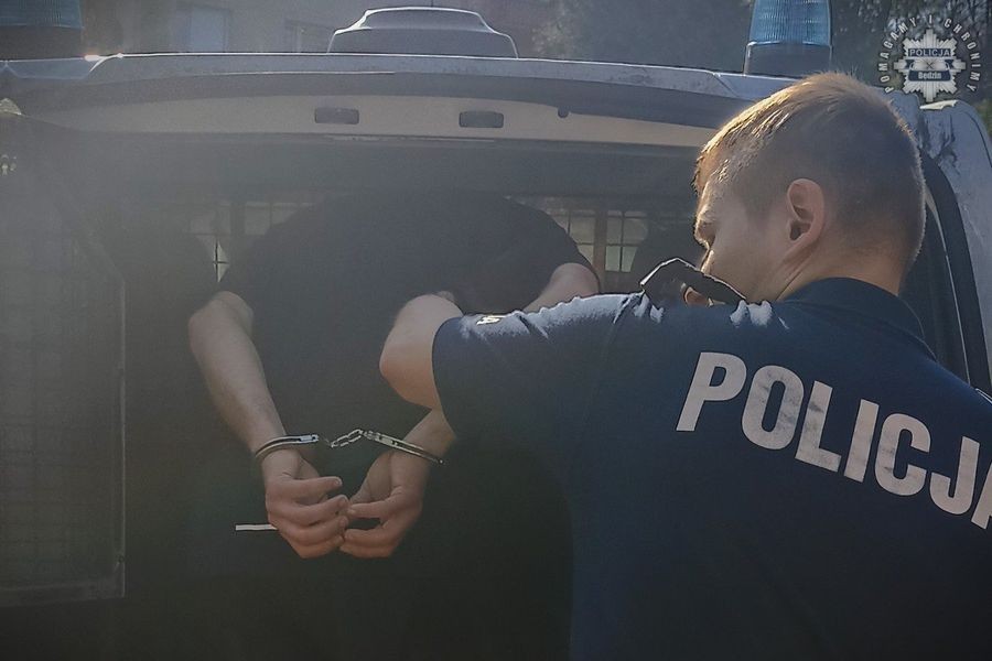 Tło
