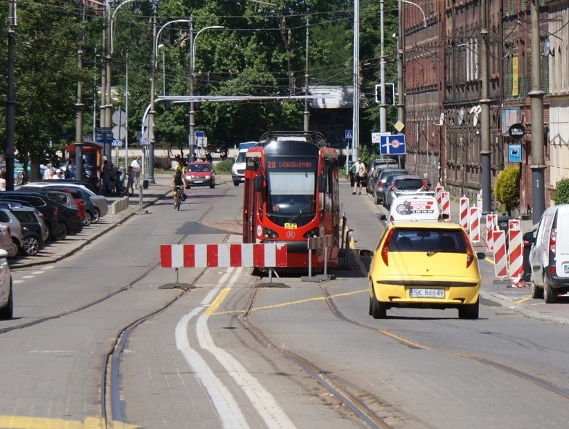 Tło