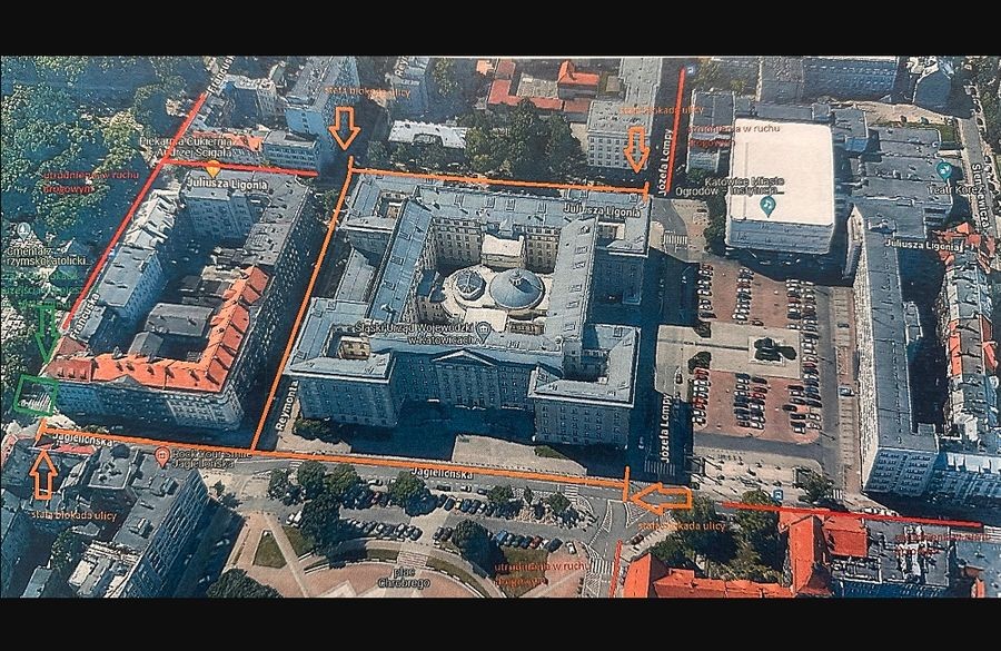 Tło