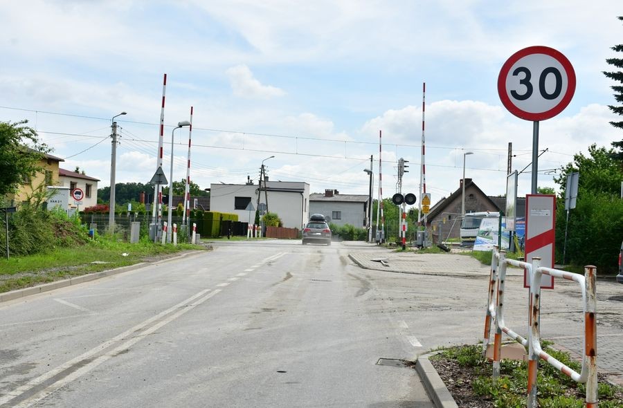 Tło