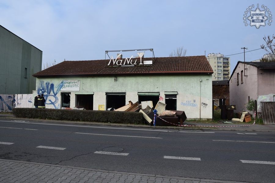 Tło