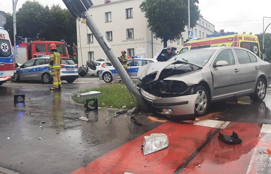 Tło