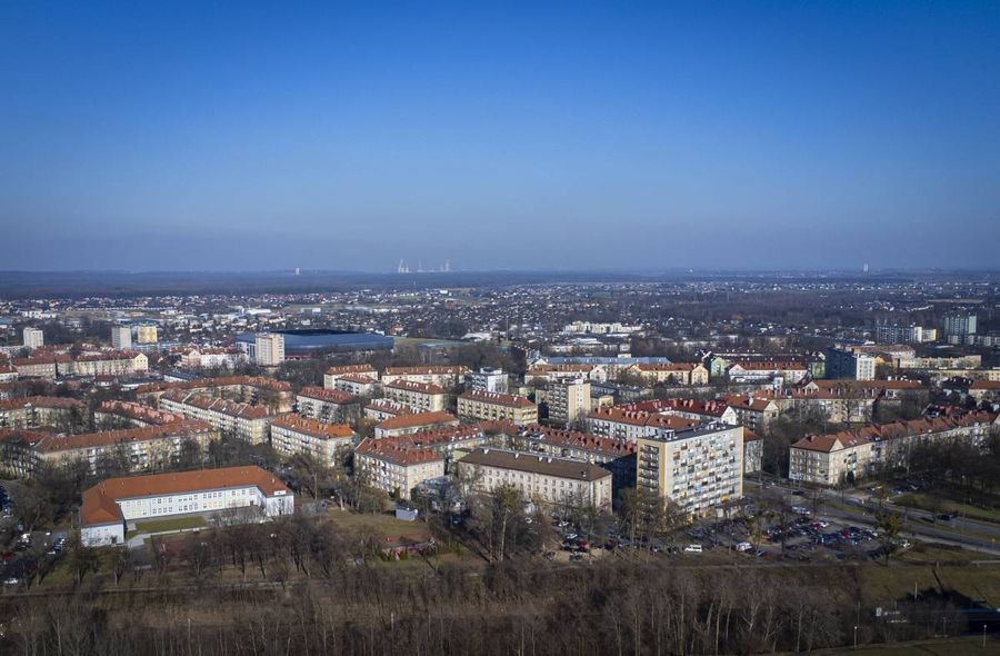 Tło