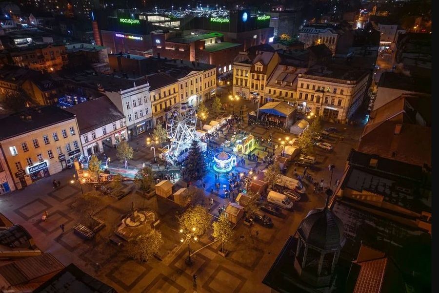 Tło