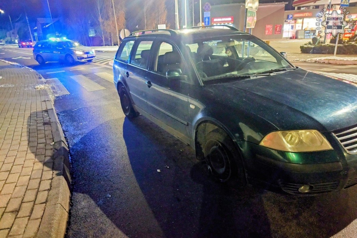 Tło