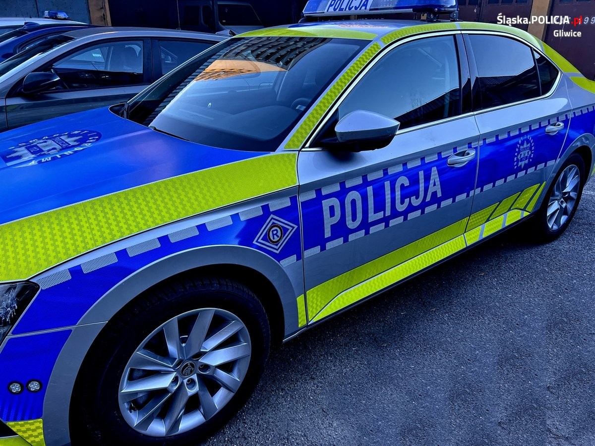 Tło