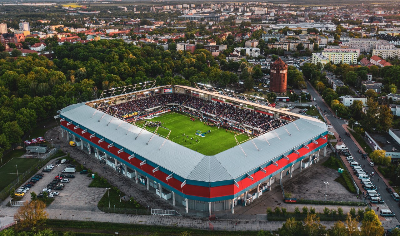 Tło