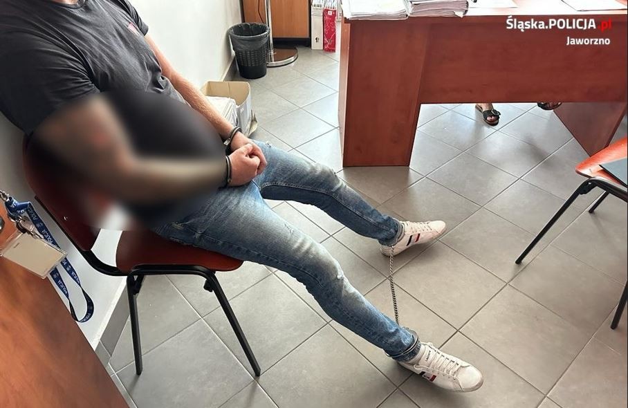 Tło
