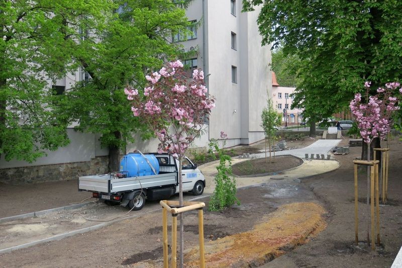 Tło