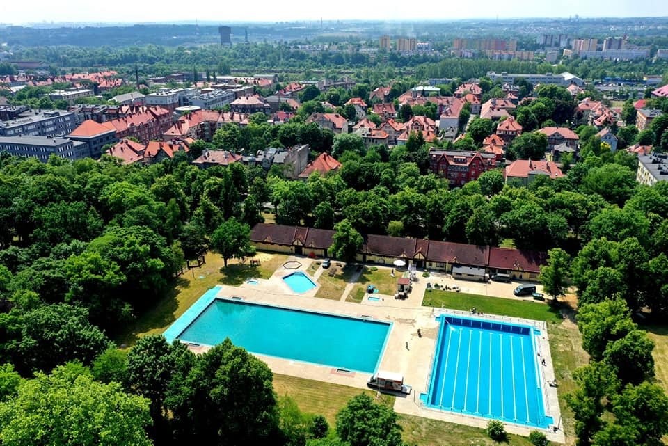 Tło