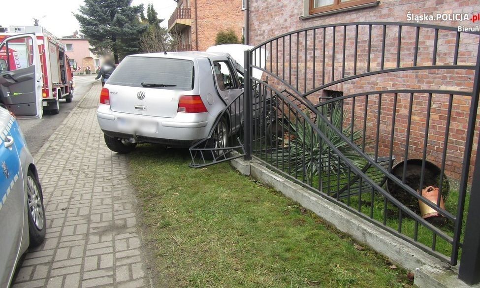 Tło
