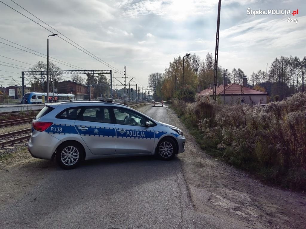 Tło