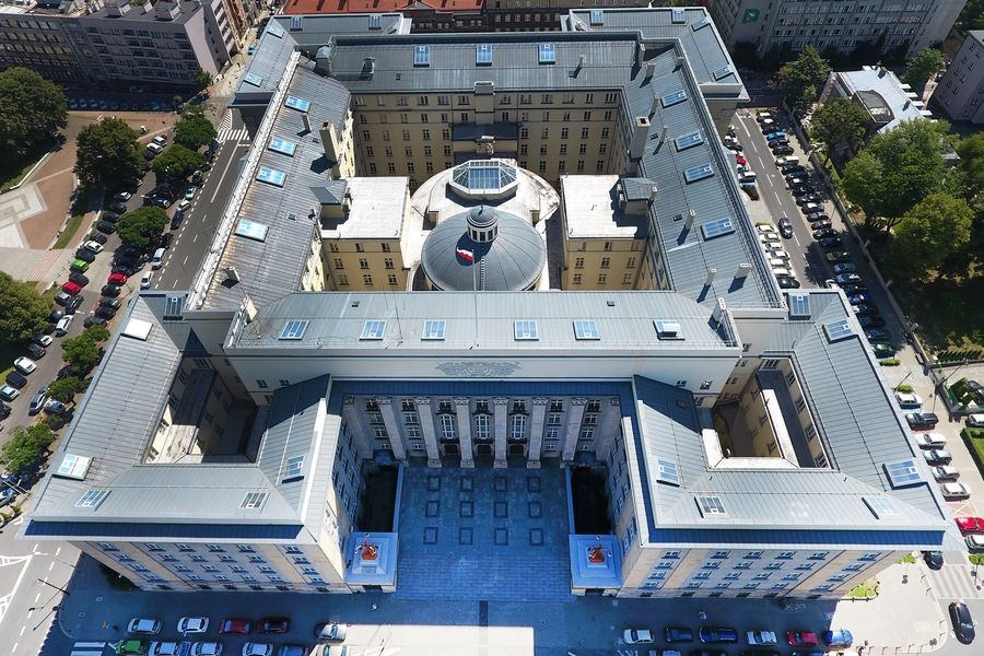 Tło