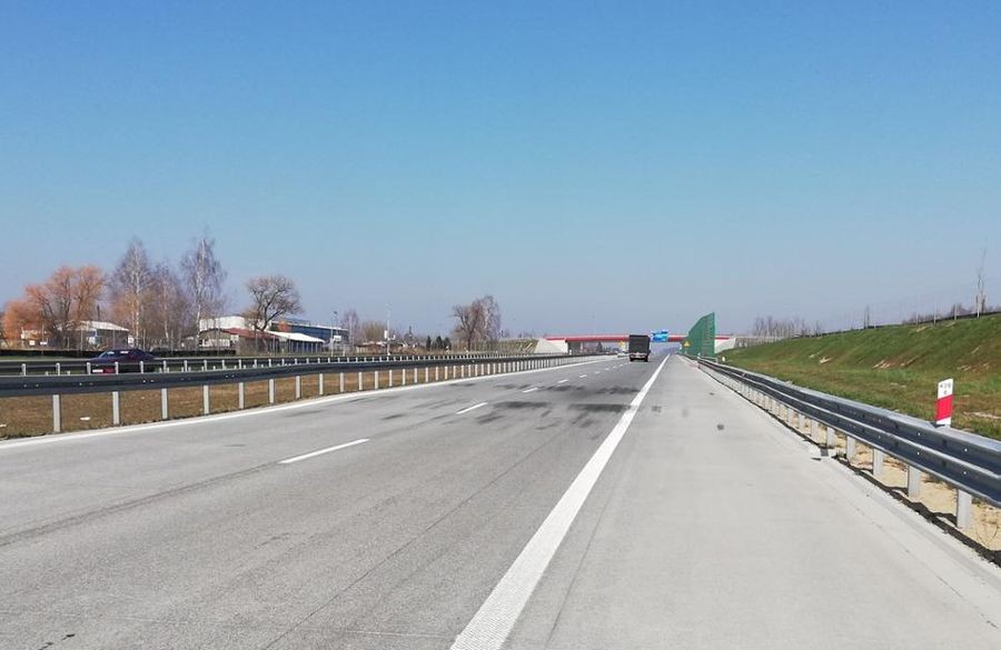 Tło