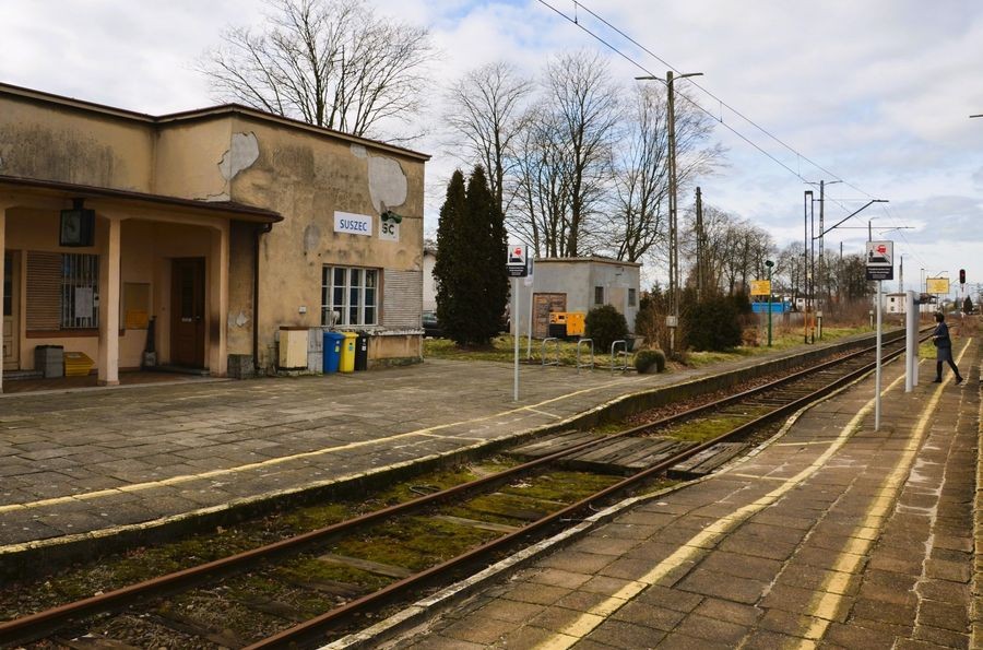 Tło