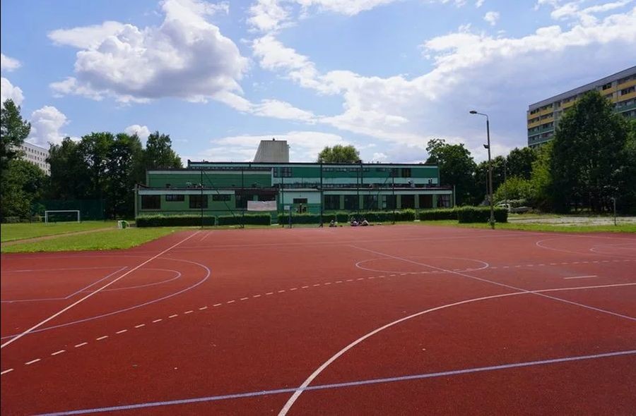 Tło