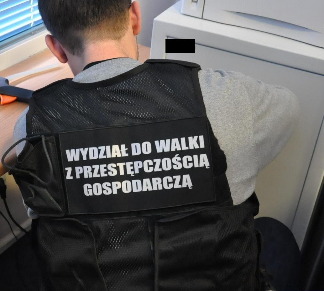 Tło