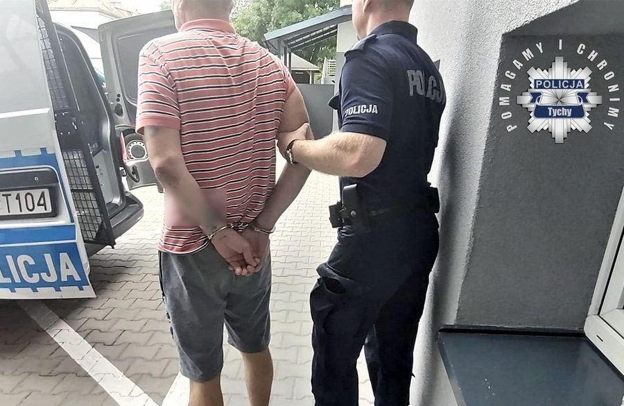 Tło