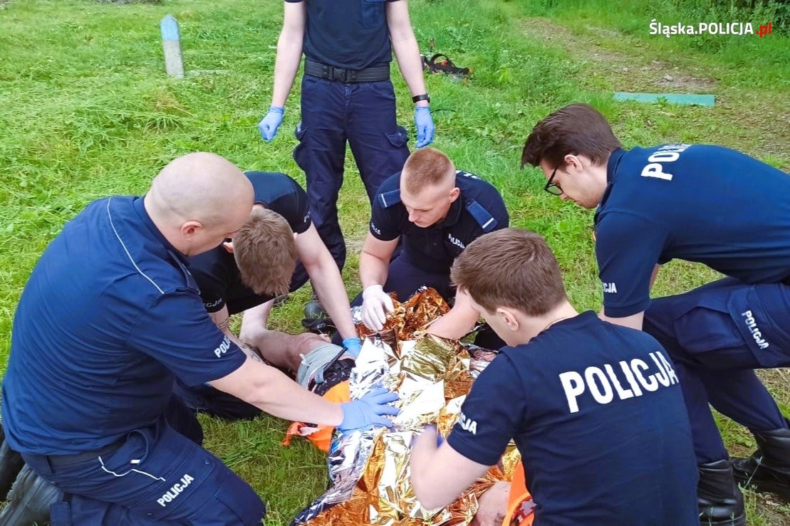 Tło