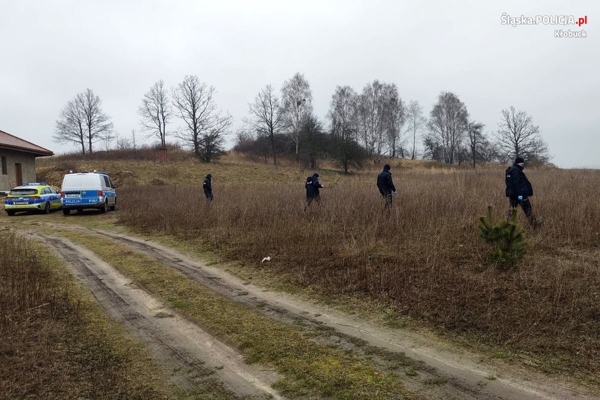 Tło