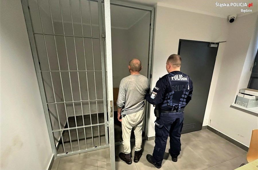 Tło