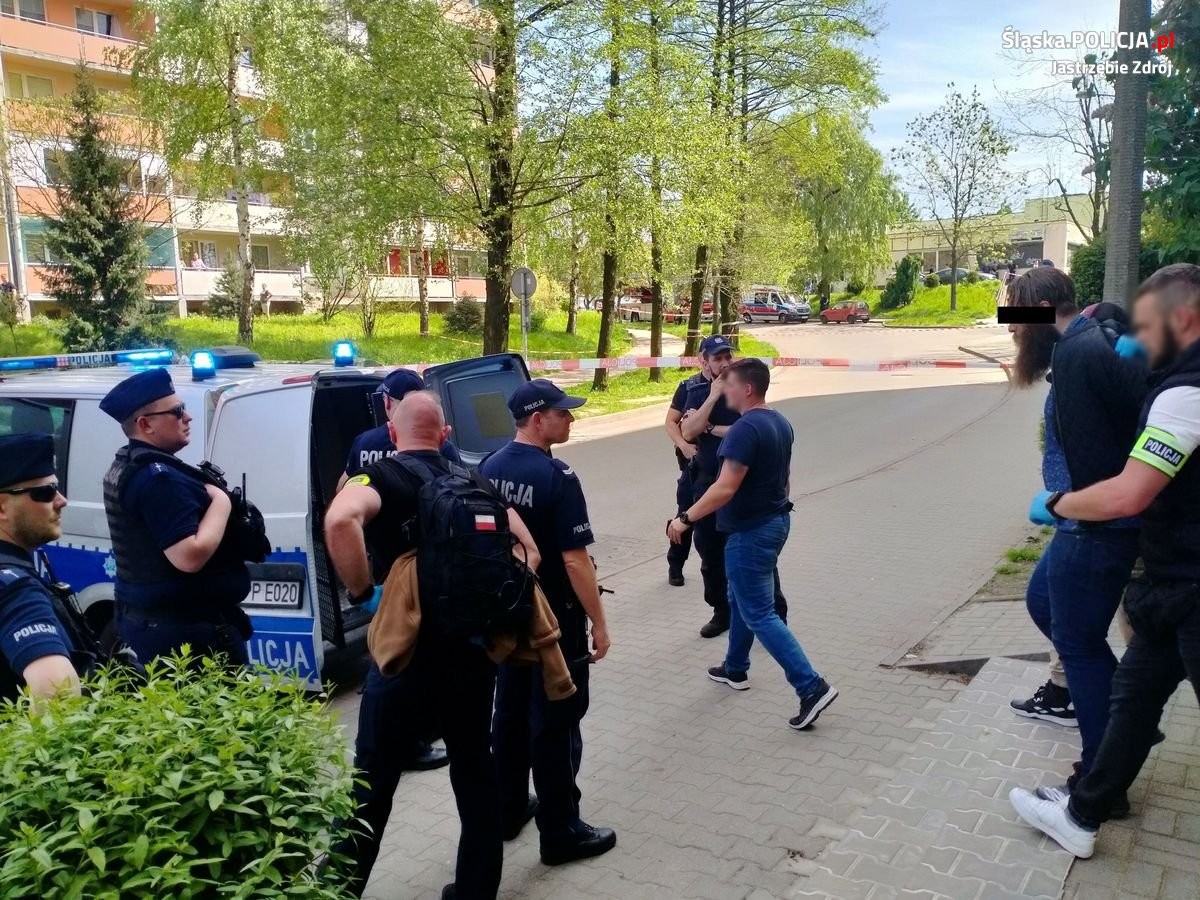 Tło
