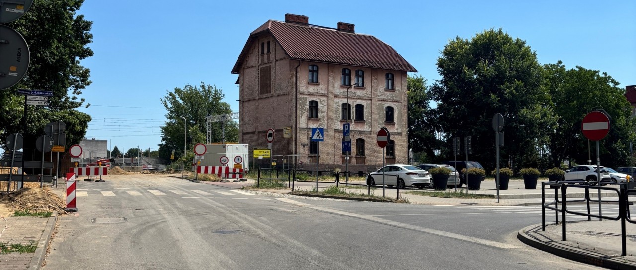Tło