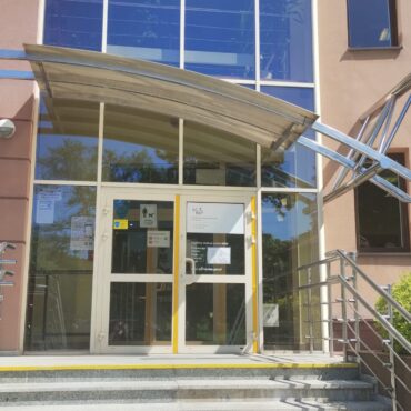 W 2026 roku wszystkie firmy – również te z Mikołowa – będą musiały przejść na obowiązkowe e-faktury. To część ogólnokrajowej reformy podatkowej. Aby ułatwić przedsiębiorcom adaptację, mikołowski Urząd Skarbowy organizuje cykl spotkań informacyjnych.