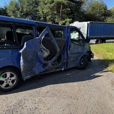 Wypadek na skrzyżowaniu ulic Wyzwolenia i Cieszyńskiej w Mikołowie. 26 sierpnia kierujący Oplem Vivaro wjechał na skrzyżowanie przy czerwonym świetle, doprowadzając do zderzenia z Citroënem Jumperem. Jedna osoba została poszkodowana i przetransportowana do szpitala.